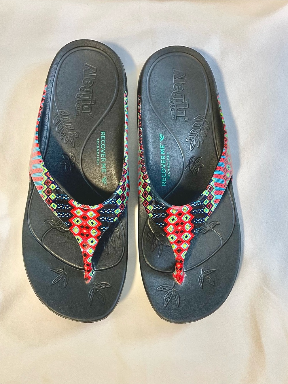 Alegria Ode Sayulita Nights Recovery Thong Sandal - Wmns Sz 8 - Multicolored